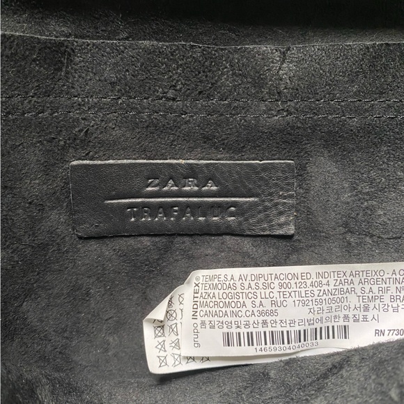 Zara small leather purse with chain strap. Black colour. - Picture 5 of 14